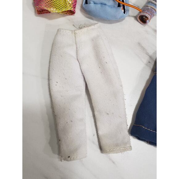 Bratz Sasha Doll Outfit Original 1st Edition 2001 Hat Skirt Beanie Bunny Backpac - Picture 2 of 7